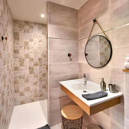 Domaine D' Arcalis Bed & Breakfast