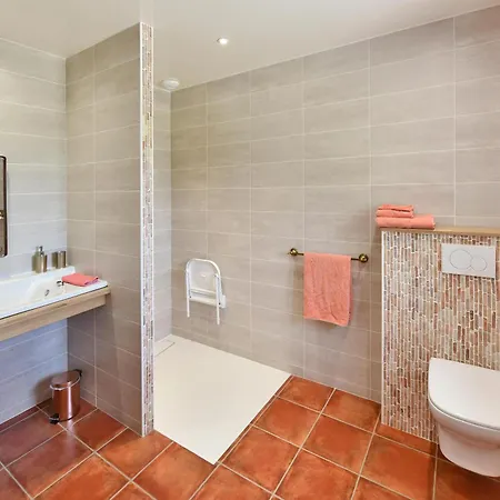 Domaine D' Arcalis Bed & Breakfast 3*