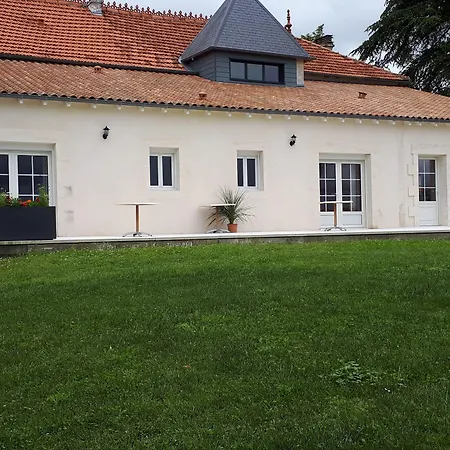 Domaine D' Arcalis Bed & Breakfast Archiac