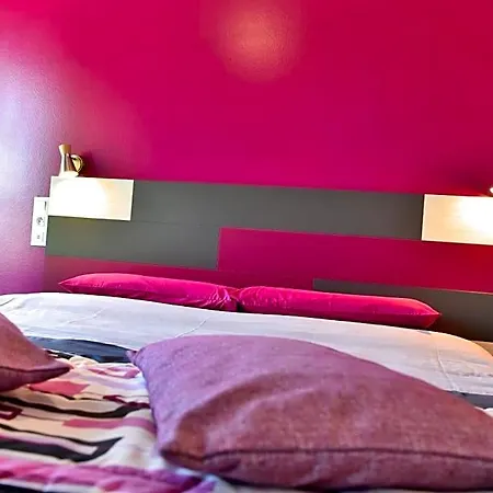 Couette-café Domaine D' Arcalis 3*