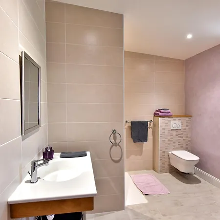 Bed & Breakfast Domaine D' Arcalis