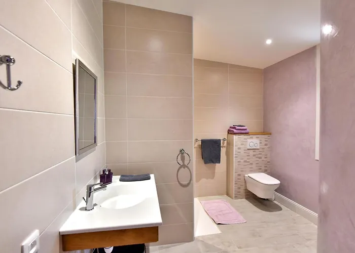 Domaine D' Arcalis Bed and breakfast 3*