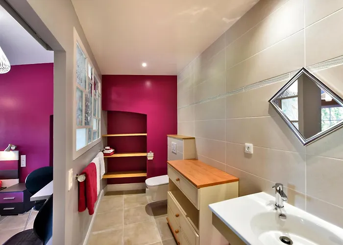 Domaine D' Arcalis Bed and breakfast