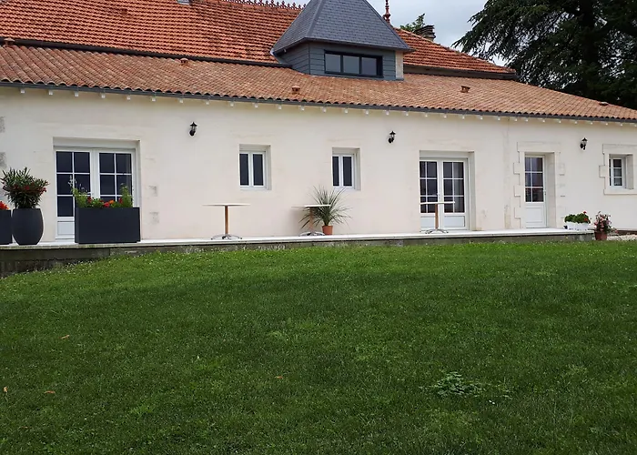 Domaine D' Arcalis Bed and breakfast Archiac