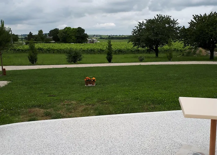 Domaine D' Arcalis Bed and breakfast